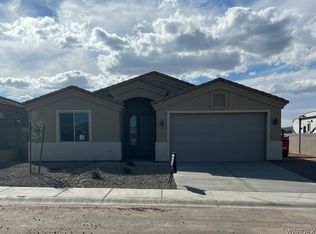 3343 Palmeras St, Kingman, AZ 86401