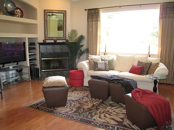Family Rm layout #1