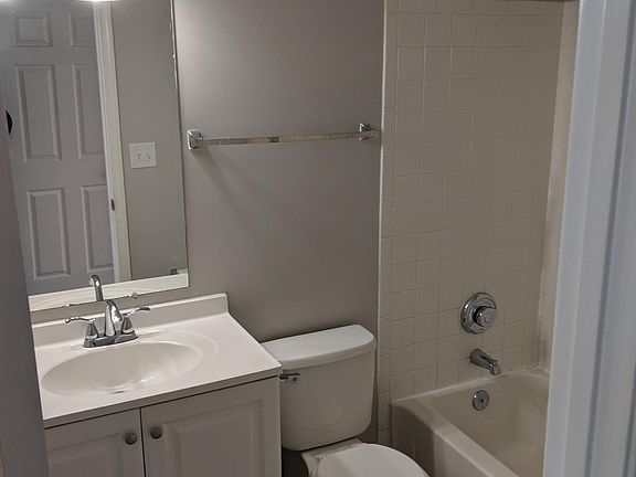 5th image of 2903 Briarwood Ln