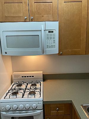 4th image of 1380 1st Ave APT 3A