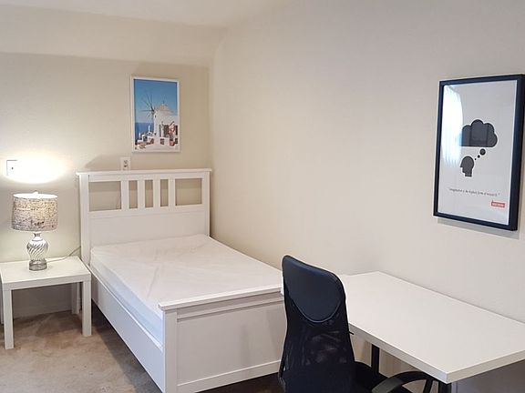 2nd image of 2436 Barry Avenue 2 #Grand