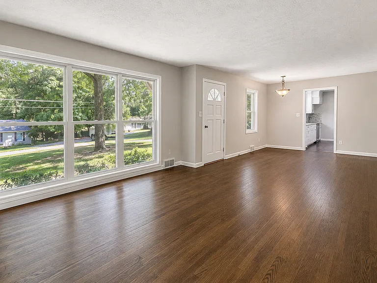 3148 Roberts Rd NW — Photo 17