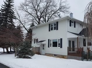 10014 N Granville Rd #2, Mequon, WI 53097