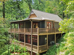 224 Dragon Tree Ln, Lakemont, GA 30552