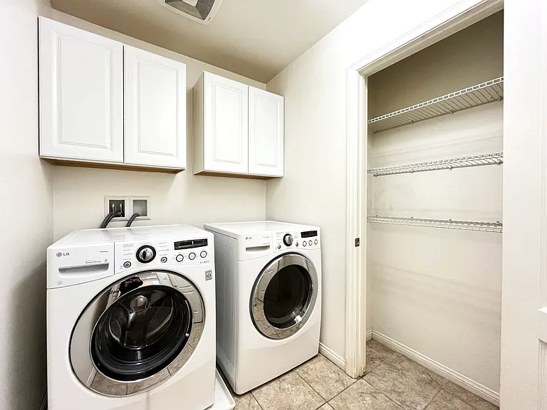 14601 Serenade Dr — Photo 33