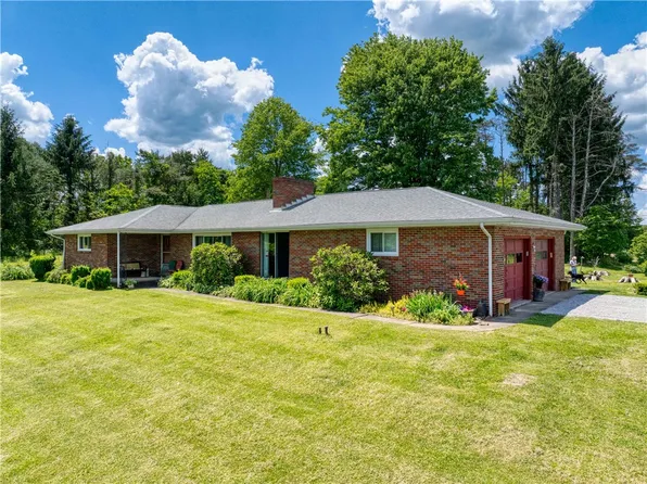547 McKinley Rd, Darlington, PA 16115