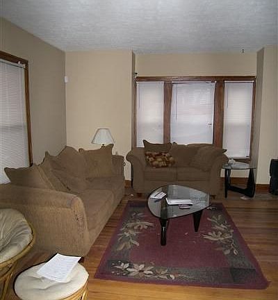 5th image of 127 E Hillcrest Ave