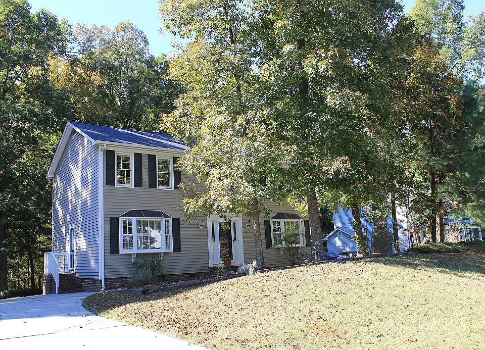 1st image of 1110 Edinburgh Dr