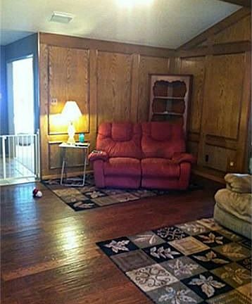 5th image of 2518 Richland Dr