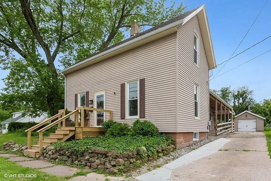304 Colfax Ave photo 1