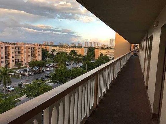 front balcony entrance