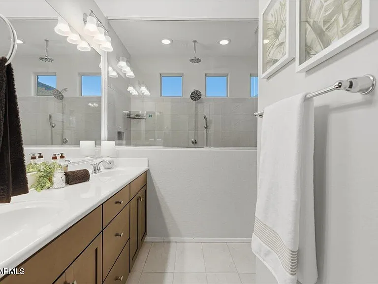 3745 N Astoria Dr — Photo 21
