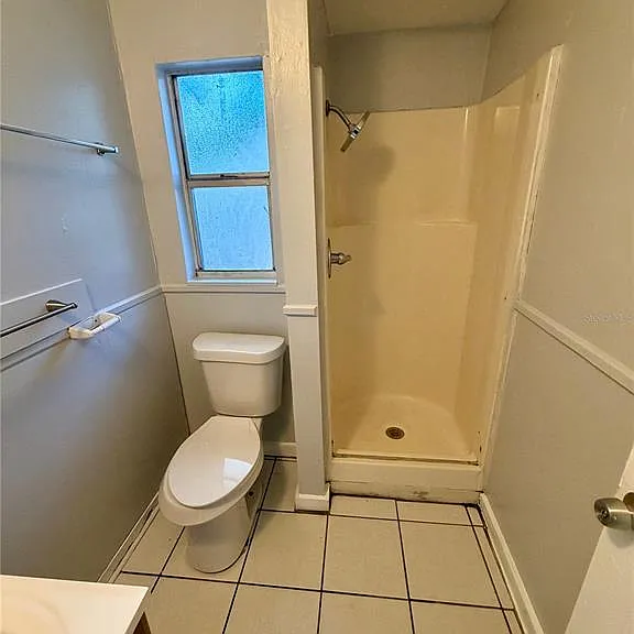 908 Beverly Ave #C — Photo 8