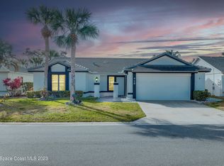 429 Maple Bluff Cir, Melbourne, FL 32940