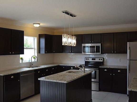 3rd image of 3324 White Blossom Ln