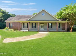 793 Browns Ferry Rd, Senatobia, MS 38668