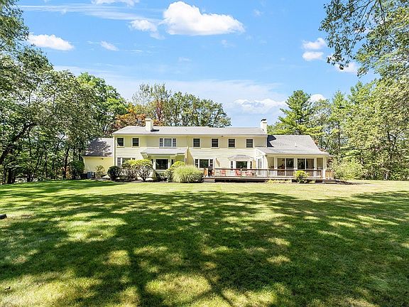 2nd image of 30 Goose Pond Rd