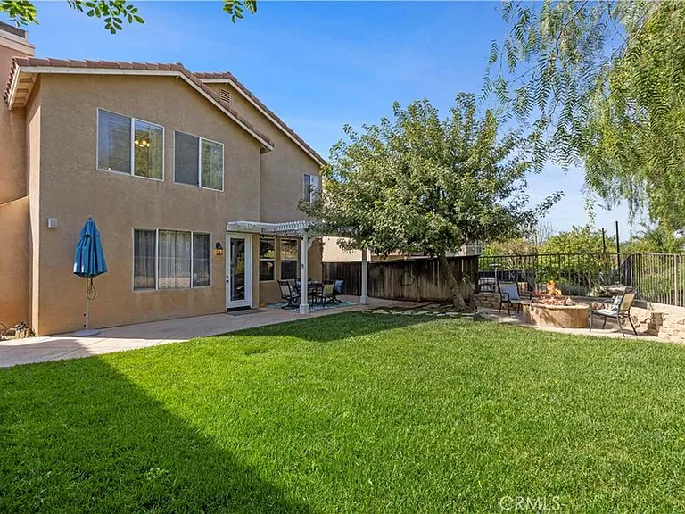 20334 Colina Dr — Photo 24