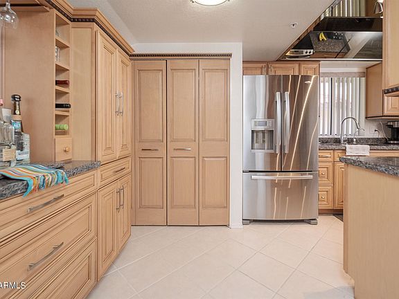 5th image of 9430 E Mission Ln Unit 209