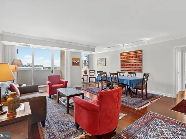 4601 N Park Ave APT 1218-T, Chevy Chase, MD 20815