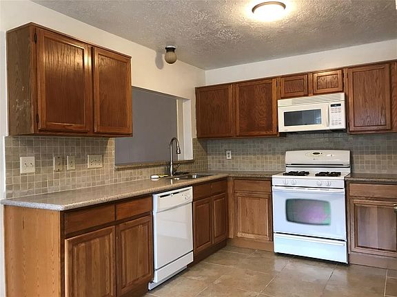 4th image of 6903 Glen Rosa Dr