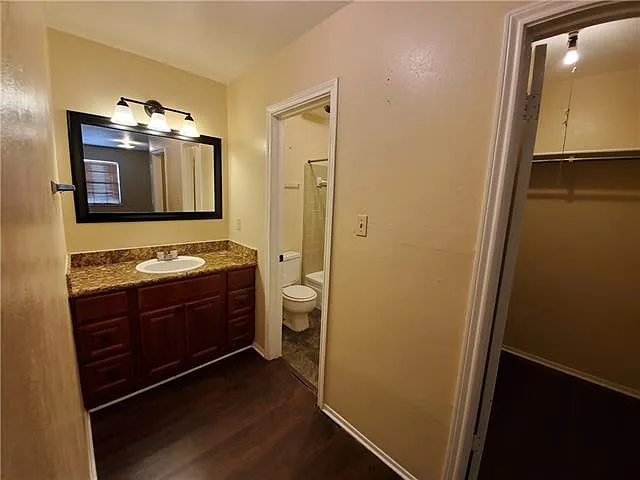 1225 Truxton St #21 — Photo 9