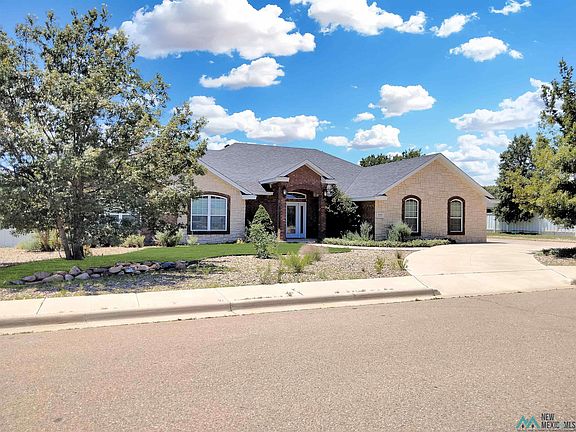 2nd image of 4304 Springwood Dr