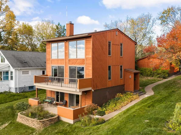 119 E 9th St, Duluth, MN 55805