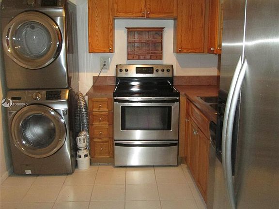 3rd image of 290 174th St APT 604