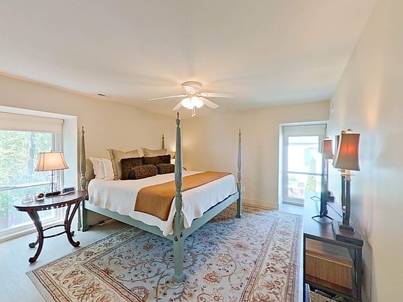 4th image of 8159 Colony Dr APT 23