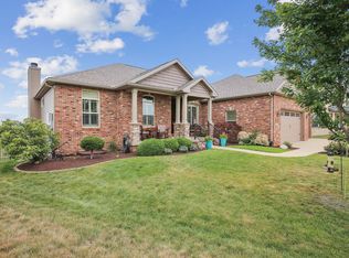 3414 Memory Ln, Urbana, IL 61802
