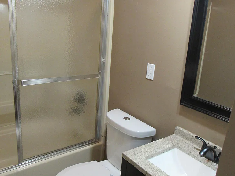 619 Mull Ave — Photo 18