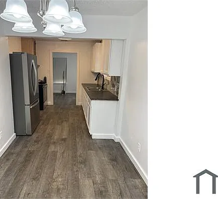 2818 Lawton St — Photo 6