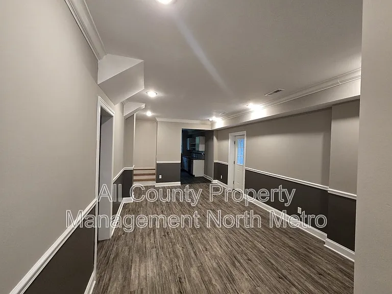 545 Lakeview Dr #B — Photo 6