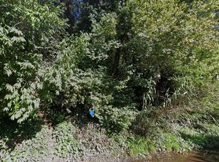 15681 Old River Rd, Guerneville, CA 95446
