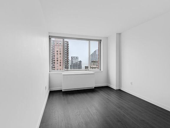 4th image of 101 W End Ave Ph E