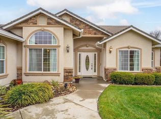 1460 Leonard Ln, Red Bluff, CA 96080