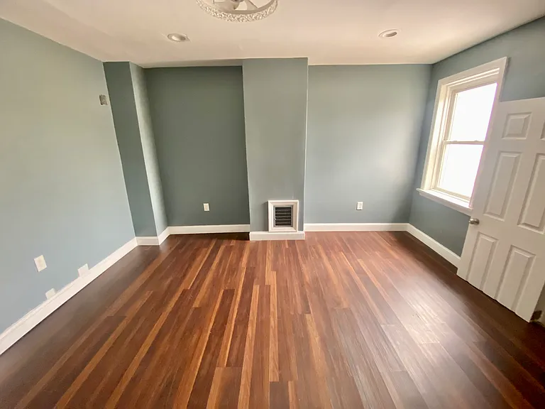 34 Southard St #2 — Photo 6