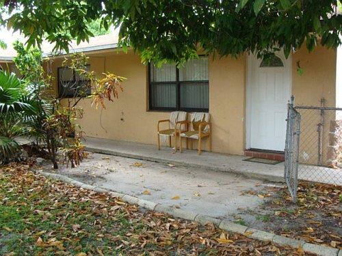 4th image of 1220 SW 11th Ave