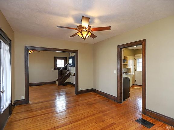 5th image of 2130 Fauver Ave