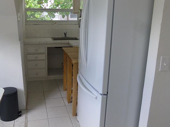 2nd image of 2516 NE 192nd St #2