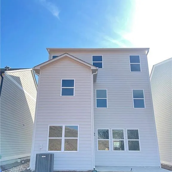 130 Old Mill Dr — Photo 1
