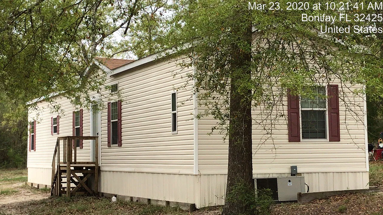 3 bed, 1100 sqft, $1,300 — Photo 3