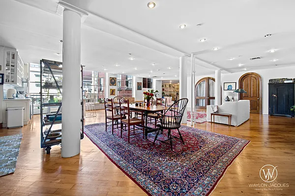 Rented by Compass | media 2