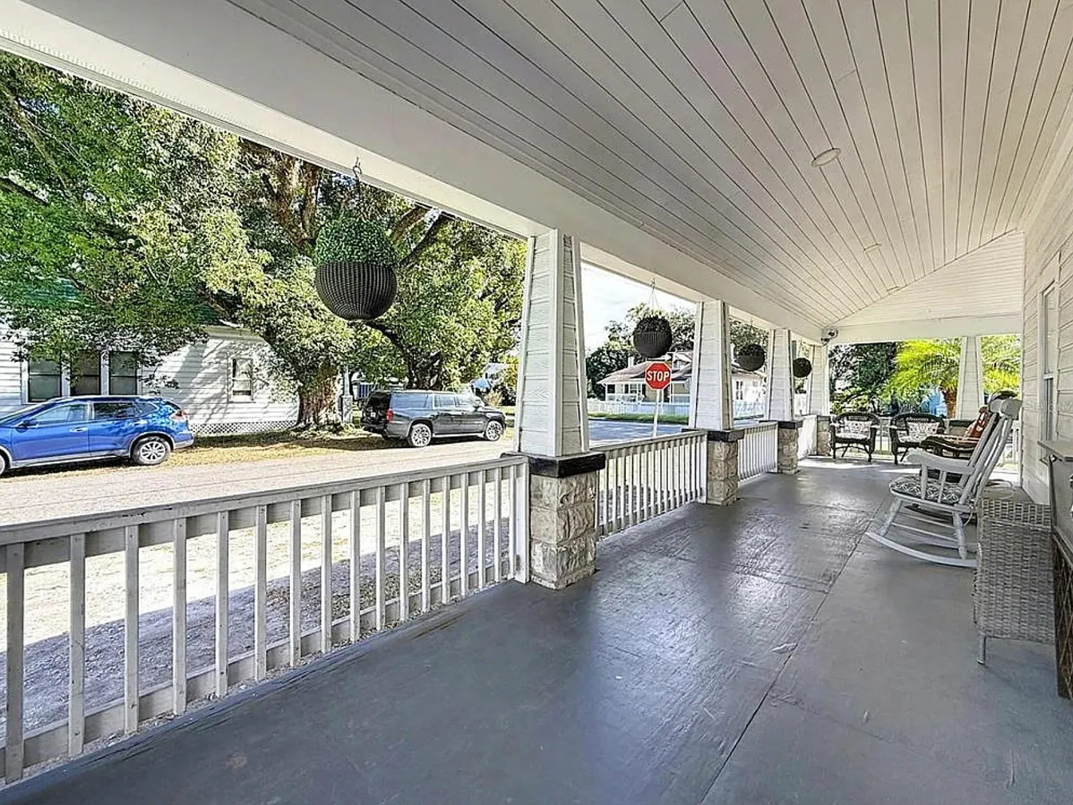 4 bed, 2760 sqft, $2,500 — Photo 4