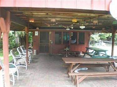 5th image of 89 Higley Ave