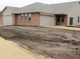 5789 Crocker Ct, Roscoe, IL 61073