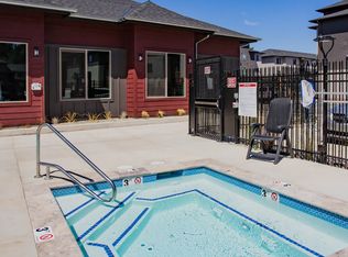 RiverStone Villas, Kelso, WA 98626