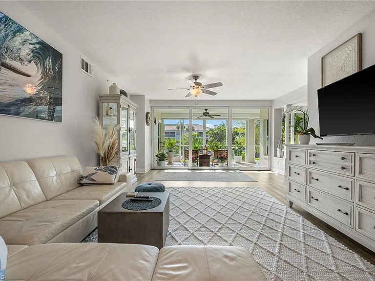 6855 Satinleaf Rd S #103 — Photo 3