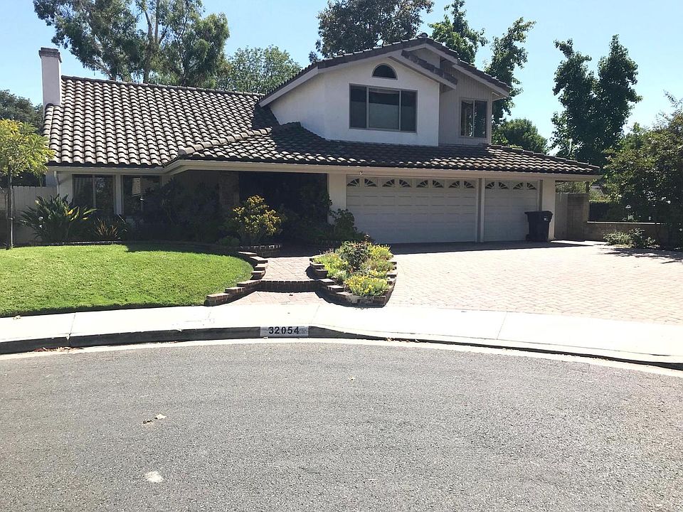 1st image of 32054 Kingspark Ct